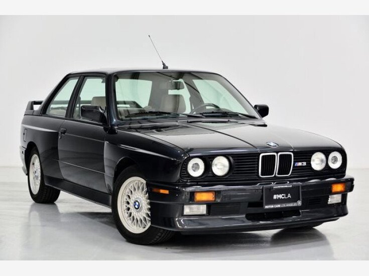Thumbnail Photo undefined for 1990 BMW M3